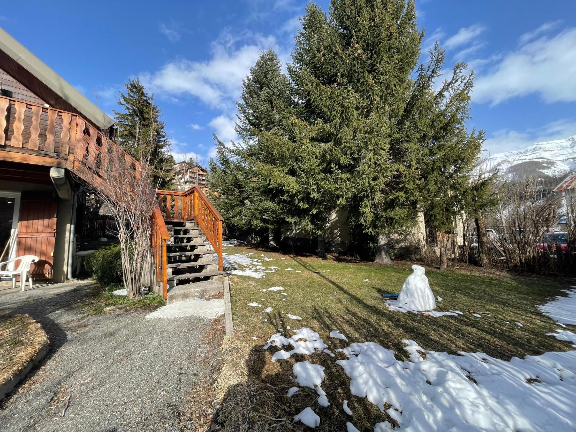 Le Picoulet : Appartement Tout Confort Coeur De Village Allos Luaran gambar