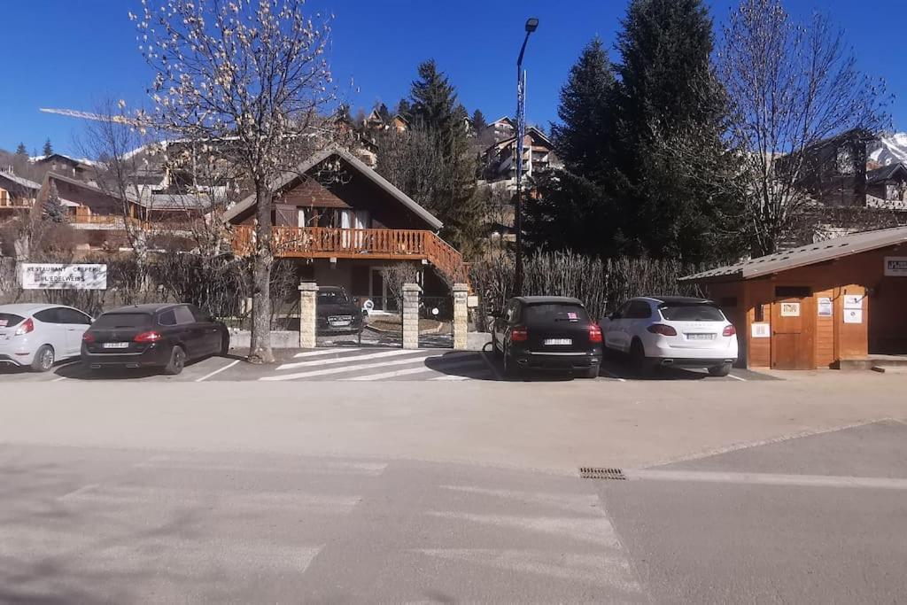 Le Picoulet : Appartement Tout Confort Coeur De Village Allos Luaran gambar