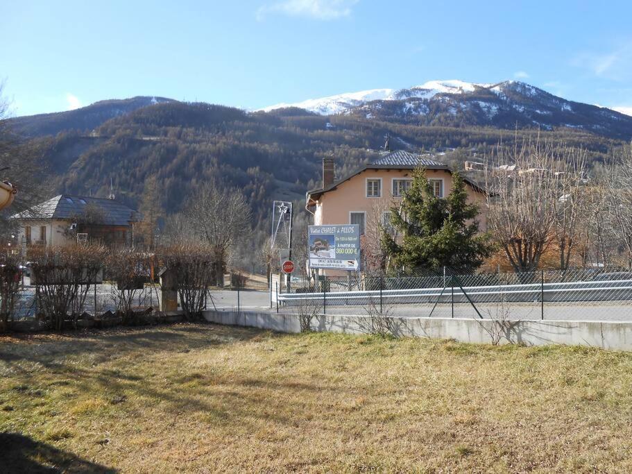 Le Picoulet : Appartement Tout Confort Coeur De Village Allos Luaran gambar