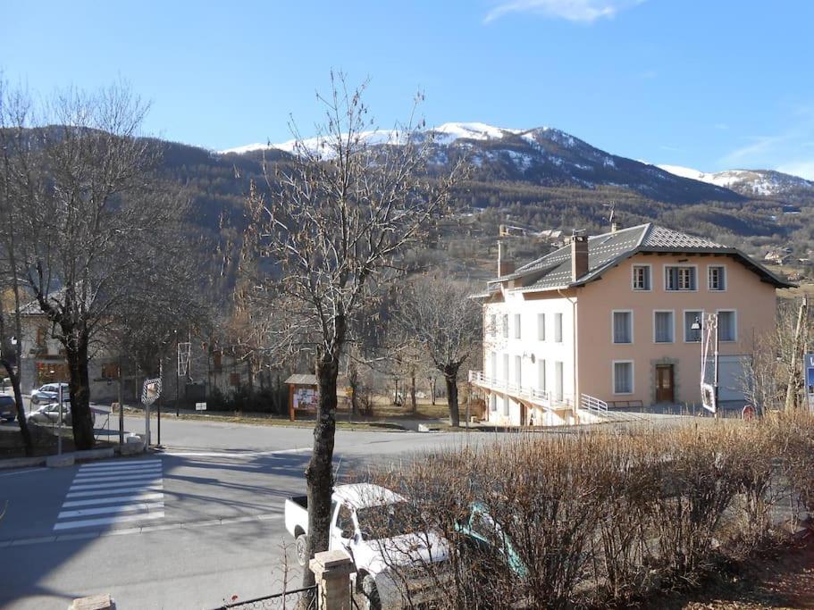 Le Picoulet : Appartement Tout Confort Coeur De Village Allos Luaran gambar